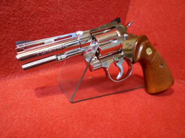 タナカワークス・コルト パイソン 357マグナム 4インチ R-model ニッケルABS ガスガン