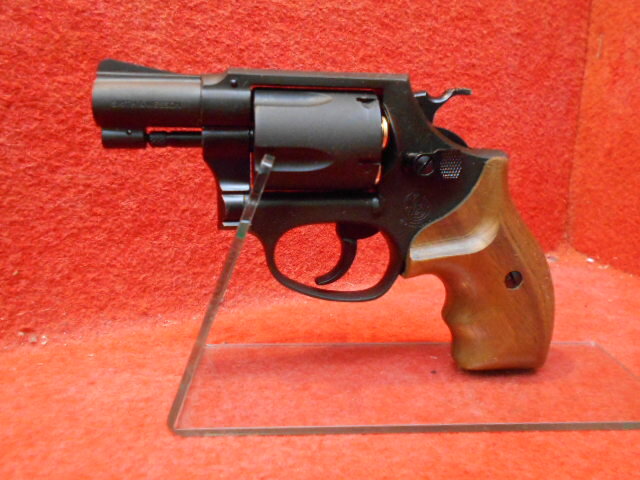 【店内全品10％オフクーポン】マルシン・S&W M36 チーフスペシャル 2インチ 木製グリップ HW 6mmBB Xカートリッジ仕様 【あす楽】のサムネイル