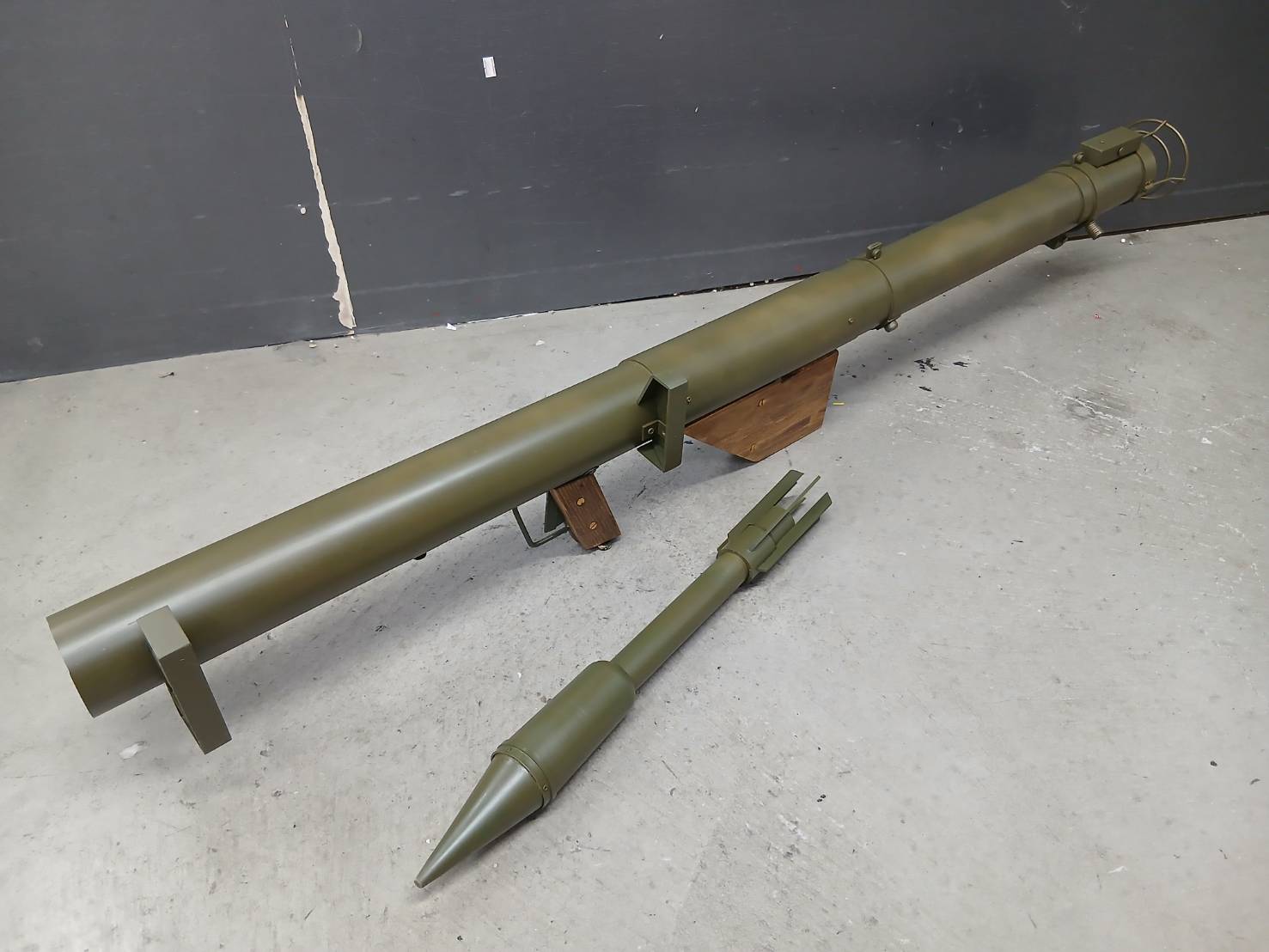 【大型宅配便】【送料無料対象外】ワンオフ製作品 M1A1バズーカ 40mmカート対応