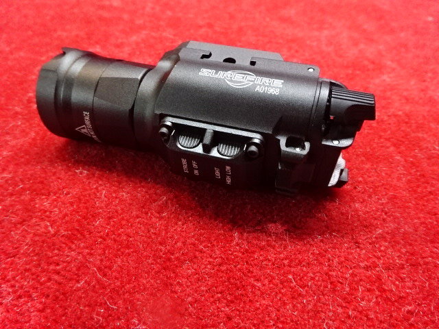 エアガンショップ モケイパドックのSUREFIREタイプ　XH35ウエポンライト(316) 【あす楽】｜アングル3