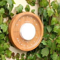 釘やネジに掛けて、壁面に飾るインテリアとしてもお使いいただけます