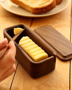 おしゃれで機能的な木製バターケースのおすすめは？