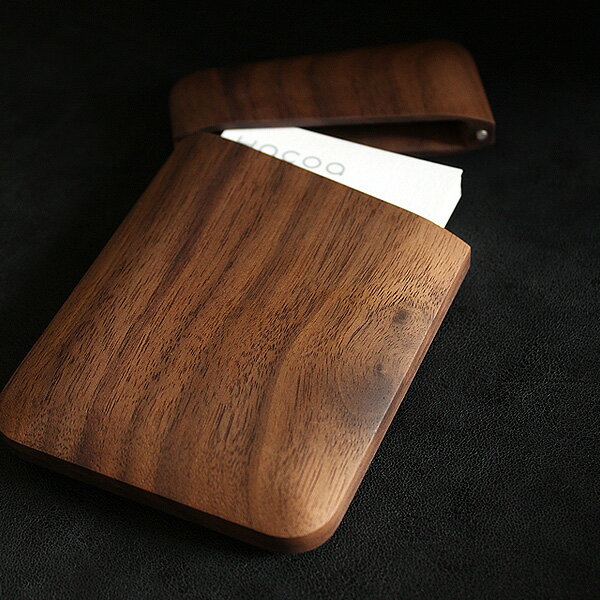 おしゃれで美しいデザインの木製名刺入れ「Card Case Gentle」