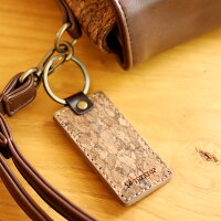 大切な鍵の目印になる、タグの形をしたキーホルダー「CONNIETagKeyHolder」