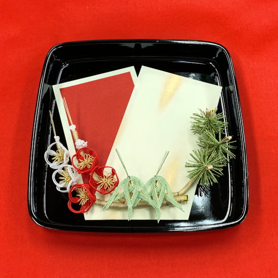 指輪飾り(黒塗り)