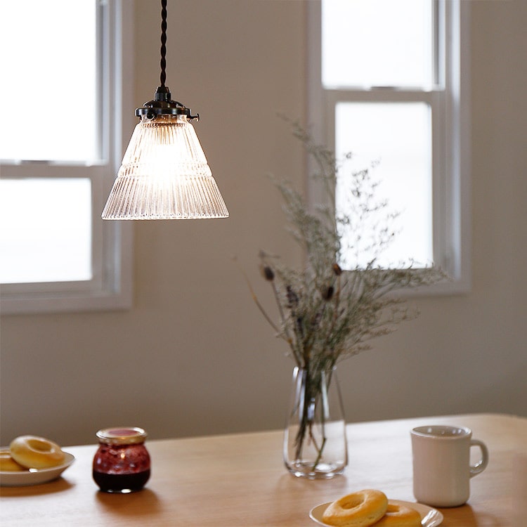 ペンダントライト 1灯 ロウェル インターフォルム interform LT-3115【天井照明 led ペンダント ガラス キッチン 北欧 アンティーク かわいい 可愛い おしゃれ ダイニング用 食卓用 インテリア 照明器具 電気 ライト 玄関 トイレ レトロ 新生活】