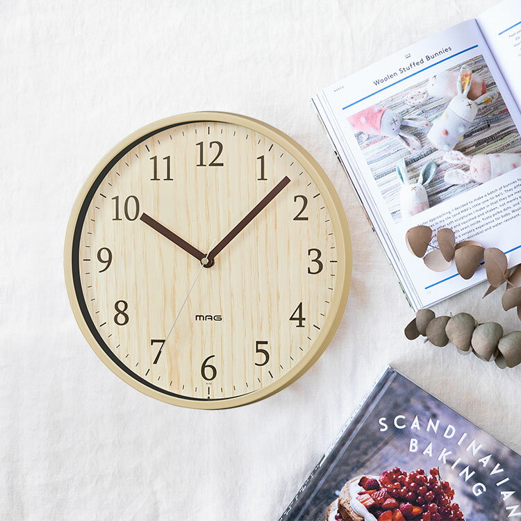 MAG 掛時計 アズサ【掛け時計 ウォールクロック おしゃれ かわいいナチュラル 寝室 北欧 新築祝い 入学祝い 子供 結婚祝い 賃貸 誕生日 クリスマス プレ...