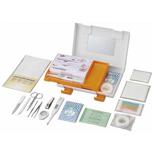 【クーポン有】 お歳暮 冬ギフト 防災グッズ 【送料無料】 エイドクルー#400 救急セット 防災グッズ セット 防災訓練 ギフト 救急セット 5000円 人気...