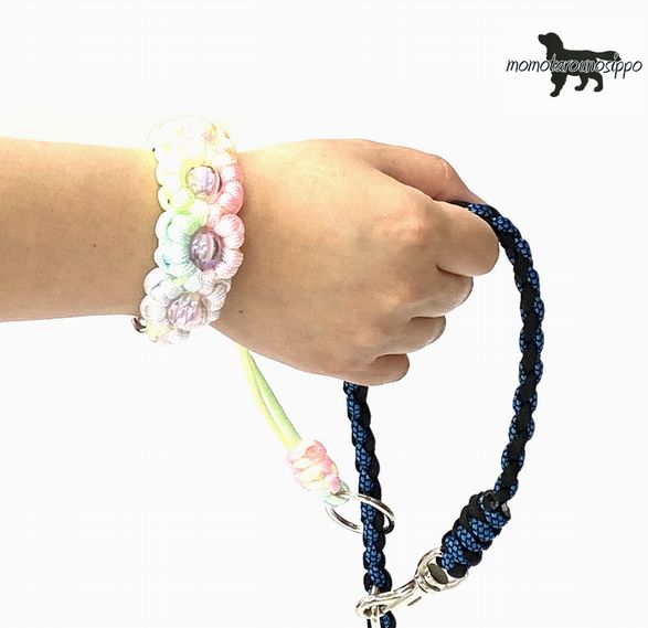 PARACORD LEASH パラコードリーシュ（フラワー）すっぽ抜け防止！サブリード（サブ持ち手）K・ライトレインボー送料無料（ポスト投函便）