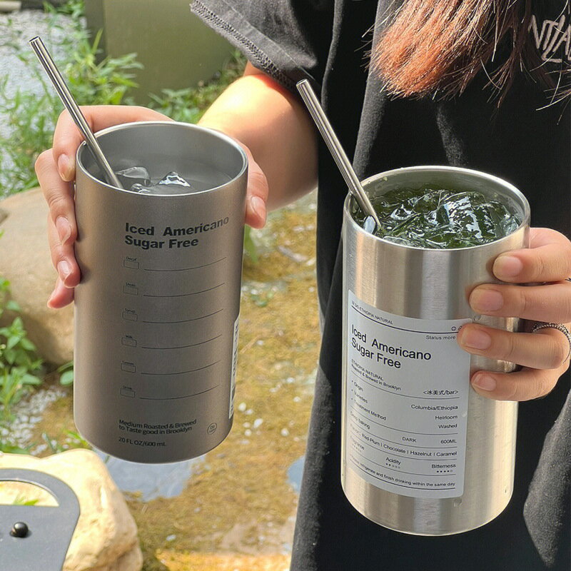 大容量二重ステンレスカップ卸売ポータブル高容貌値コーヒーカップアイデアストロー保温カップ