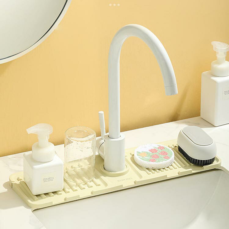 水切りマット 蛇口 水切りラック シリコーン 抗菌 速乾 蛇口マット 水垢落とし カビ防止 錆びない 食器 プレート キッチン 台所用品 折り畳み可能 乾燥用マット 洗面所 シンクマット 防カビ 滑り止め 蛇口周サイズ調整可能 軽量