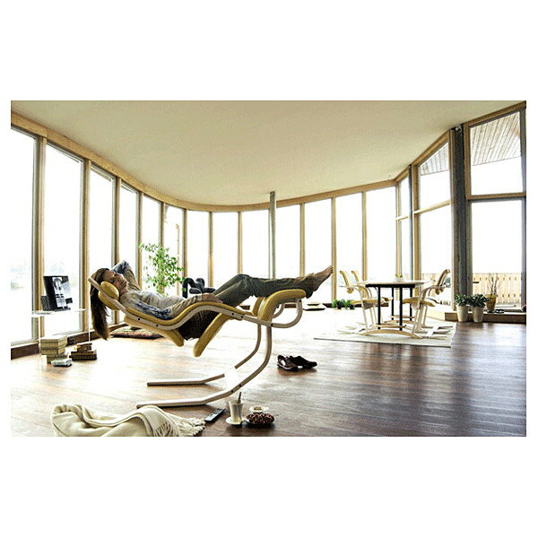 ���ݥ����8��+�ޥ饽�� ����ӥƥ��������ꥨ���롡�ʥ�����ե졼��/�֥�å��ե졼�ࡡVARIER Gravity