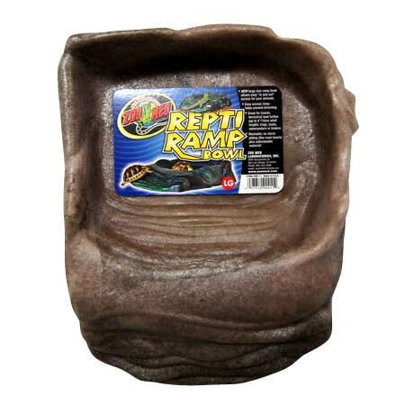 【ズーメッドシリーズ】はコチラ ZOOMED ズーメッド レプティランプボウル LG RRB-11 ペット 飼育 えさ 水入れ 容器 アイテム 【サイズ】 約W25×D19×H7cm 【生産国】 アメリカ製 ZOOMED ズーメッド レプティランプボウル LG RRB-11 ペット 飼育 えさ 水入れ 容器 アイテム 商品特徴一覧 ボウル：皿：プレート：レプティ：エサ：餌：水：水場：好む：段差：モチーフ：素材：デザイン：形：型：岩：自然：ナチュラル：割れにくい：丈夫：ウォーター：入れる：入れられる：ZOOMED：Zoomed：zoomed：ズーメッド：爬虫類：は虫類：両生類：動物：飼う：飼える：可愛い：かわいい：カワイイ：可愛さ：かわいさ：可愛く：かわいく：グッズ：雑貨：ツール：通信販売：通販：販売：買う：購入：お店：売っている：ショッピング 広告文責　(有)パルス　048-551-7965 通常、土日祝日を除く1週間以内に出荷の予定ですが万が一欠品やメーカー終了の場合は別途メールにてご連絡いたします 広告文責　(有)パルス　048-551-7965　20170429記載【ZOOMED ズーメッド レプティランプボウル LG RRB-11】ペット 飼育 えさ 水入れ 容器 アイテム『ZOOMED ズーメッド レプティランプボウル LG RRB-11』 ZOOMED ズーメッド レプティランプボウル LG RRB-11 ペット 飼育 えさ 水入れ 容器 アイテム ●両生類、水場を好む爬虫類用のエサ・水入れです。 ●リクガメなどが出入りしやすいように段差をつけています。 ●ヌメリや細菌が付きにくく、落としても割れにくいです。 ZOOMED ズーメッド レプティランプボウル LG RRB-11 ペット 飼育 えさ 水入れ 容器 アイテム ペット 飼育 えさ 水入れ 容器 アイテム