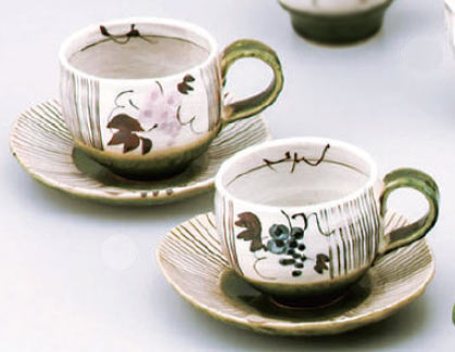【直送品】織部ぶどう ペアコーヒー 92580 舞陶館 BUTOUKAN【ヘルシ価格】キッチン用品 食器 マグカッ..