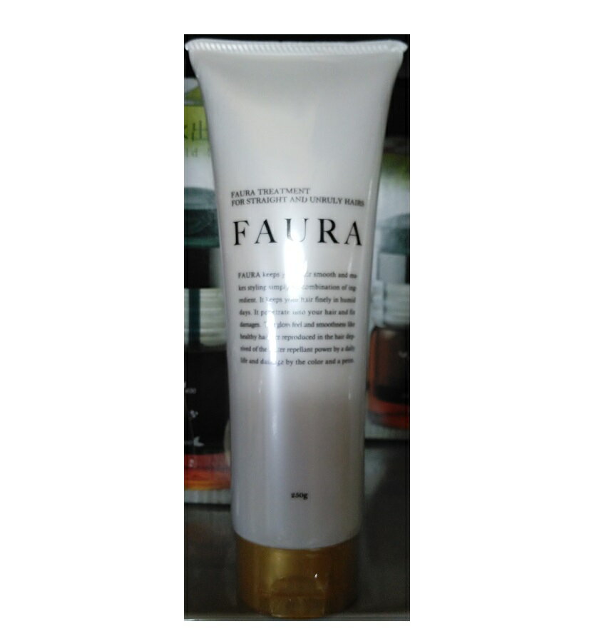 商品名 ファウラ トリートメント 250g 仕様 ■日本製区分：化粧品 ■製造販売元：(有)オレンジコスメ ■全成分 水、シクロメチコン、セタノール、グリセリン、加水分解デンプン、ペタイン、アモジメチコン、 オレス-2、ステアルトリモニウムプロミド、ジメチコン、オクチルドデカノール、イソプロパノール、 PPG-52、プチル、ココイルアルギニンエチルPCA、クエン酸、PCA−Na、乳酸Na、ベヘントリモニウムクロリド、 アラリアエスクレンタエキス、アルガニアルギニン、アスパラギン酸、PCA、グリシン、アラニン、 ヒアルロン酸ヒドロキシプロピルトリモニウム、ポリクオタニウム-61、セリン、パリン、イソロイシン、 トレオニン、プロリン、ヒスチジン、フェニルアラニン、香料、メチルクロロイソチアゾリノン、メチルイソチアゾリノン ■ご使用方法 1)シャンプー後、軽く水気を切って適量を髪の中間から毛先になじませます。 2)もみ込むようになじませ数分後ぬるま湯で洗い流します。 ■説明 美容サロンのトリートメントをご自宅でホームケア ・しっとりタイプのホームケアトリートメントで、サロンでのトリートメントと同等の質感を ・フレッシュなスィートミックスベリーの香り。 商品特徴一覧 ファウラ トリートメント 美容 ヘアケア スタイリング 広告文責 (有)パルス　048-551-7965 この商品の意見を書き込む ↑クリックしてね。是非、いろんな意見を下さい♪ （この書き込みはお客様全員が見ることが出来ます♪）『ファウラ トリートメント 250g』 ファウラ トリートメント 美容 ヘアケア スタイリング