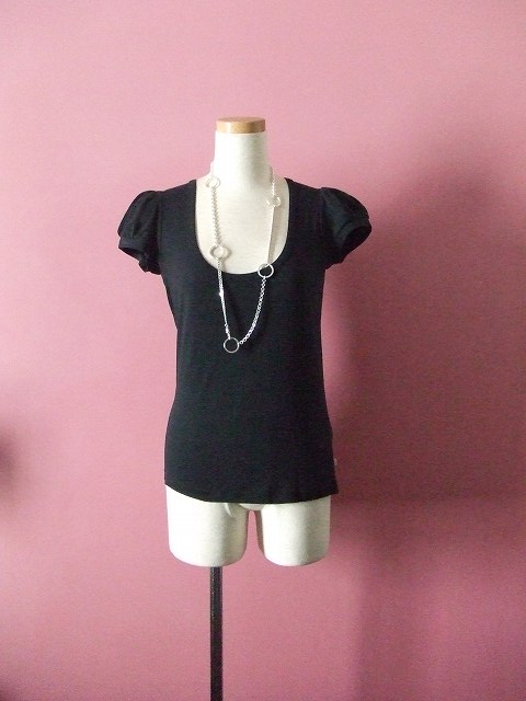 イギリス　ロンドンFrench Connectionカットソー