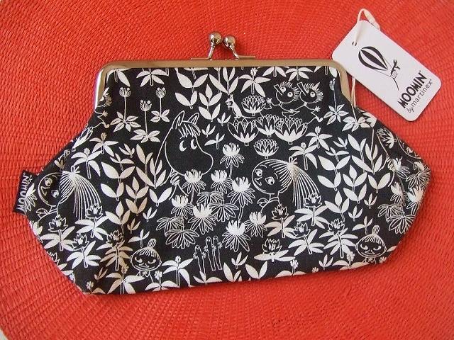 北欧フィンランド　Moommin　Shopムーミンシリーズのポーチ(日本未入荷）