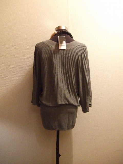 フランス　パリ　H＆Mニットのワンピース(日本未入荷） 2