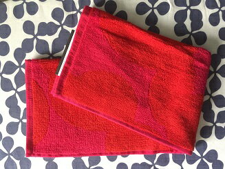 北欧　フィンランドMarimekkoゲストタオル（日本未入荷）（MONA）フィンランドより直輸入