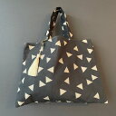 【定番】arkakama / アルカカマ 子供服 Tassel SCHOOL BAG スクールバッグ（レッスンバッグ）▲Triangle charcoal　デザインコットン 絵本バッグ スクールバッグ子供 キッズ 男の子 女の子 おしゃれ 人気【AR00013 】