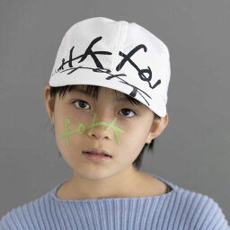 folk made フォークメイド 2023SS 春夏 子供服 hello print cap　off white　プリントデザインキャップ（キッズ帽）| 　S(48-50cm)　M(52-54cm)　L(56-58cm) 子供 ベビー キッズ 女の子 男の子 おしゃれ 上品 キャップ 帽子