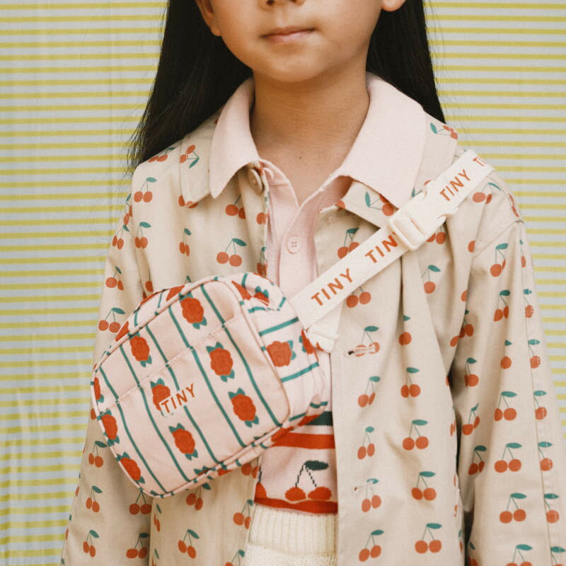 樂天商城 - 【drop2】TINYCOTTONS / タイニーコットンズ 2026SS 26ss 春夏 子供服 ROSE PATTERN FANNY BAG ボディバッグ | サコッシュ カバン 子供 キッズ 女の子 おしゃれ 人気ブランド 贈り物