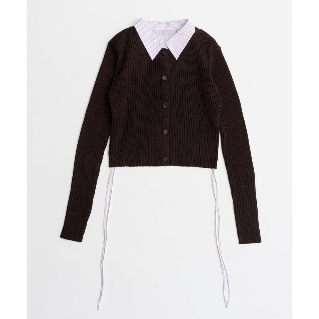 当店はMAISON SPECIALの正規取扱店です。 【商品詳細】 リブカーディガンとつけ衿がセットになった、マルチに着用できるアイテム。それぞれ単体でも使用可能でカーディガンのみでシンプルに着こなしたり、つけ衿をお手持ちのアイテムに合わせたりとスタイリングの幅を広げてくれます。セットで着用すれば、まるでシャツをレイヤードしているかのようなスタイリングが一枚で完成し、手軽にこなれた印象に。今季のテーマにもフィットする着こなしが叶う、デイリーに活躍するアイテムです。 【サイズ】 FREE:身幅41.5 肩幅33 着丈45 袖丈65 裾幅34.5 (cm) 【素材】 肌触りの良いウール混の糸を使用し、コンパクトなサイズ感に仕上げることで、すっきりとした印象で着用できます。 ※商品画像はサンプルの為、色味やサイズ、素材の混率等の仕様に変更がある場合がございます。予めご了承ください。 表記はあくまで目安サイズ表記となりますので、予めご了承くださいませ。撮影環境や、お使いのモニターによって、実際の商品と色味が異なる場合がございます。 ※店舗と在庫を共有しているため、ご購入後にキャンセルさせていただく場合がございます。 予めご了承いただけますようお願い申し上げます。 【ブランド紹介】 「メゾンスペシャル(MAISON SPECIAL)」は、日本のメンズ・ウィメンズ向けアパレルブランド。2019年3月上旬、サザビーリーグの子会社・メゾンスペシャルがオリジナルアパレルブランドとしてスタート。目指すのはクラフト ファッション ブランド。半歩先を提案し、新しい価値を創造し続けることを大切にするサザビーリーグの考えから、メゾンスペシャルは、これからのスタンダードを新しい形で提案。モノや情報があふれている現代で、本当に価値のあるモノ、世の中にない特別なモノを見出すことが、これから必要であると考え、世の中の"そこにしかない”技術、素材に、今をとらえた先進性・機能的なデザインをのせて、新しいデイウェアを展開する。