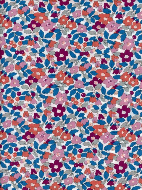 生地LIBERTY FABRICS LIBERTY国産リバティプリントBetsy Berry(ベッツィベリー）ピンク国産エターナル柄110cm巾36302107-BE