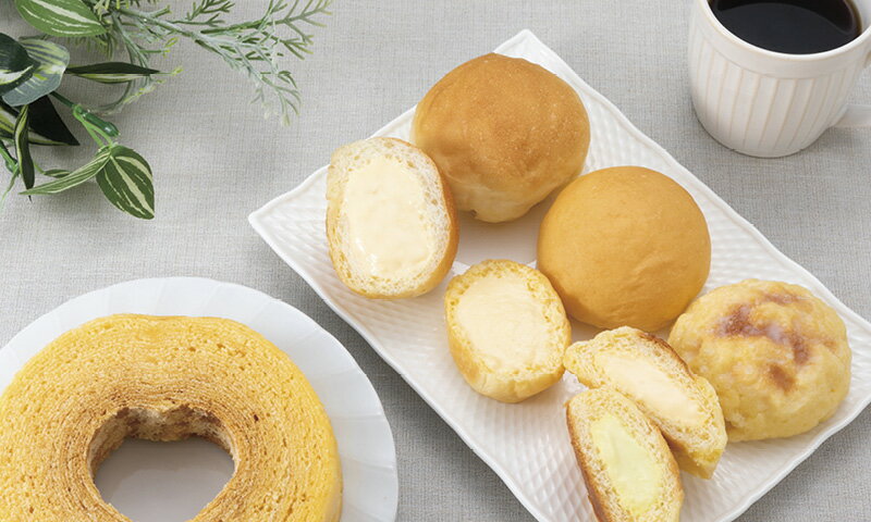 八天堂【バラエティセット くりーむパンカスタード・塩バターくりーむパン×各2、くりーむメロンパン(カスタード ・メロン)・バームクーヘン×各1 】「 ギフト 内...