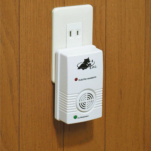 ●超音波＆電磁波でネズミを驚かせます！ ●ネズミの住みにくい環境を作ります！ ●コンセントに差し込むだけの、簡単セット！ ●キッチン・厨房・食料品店・倉庫などに最適です ※人間や犬猫等のペットおよび電化製品には無害です。 ■電源：AC100V　50／60Hz ■消費電力：9W（最大） ■サイズ：L67×W50×H113mm ■重量：130g