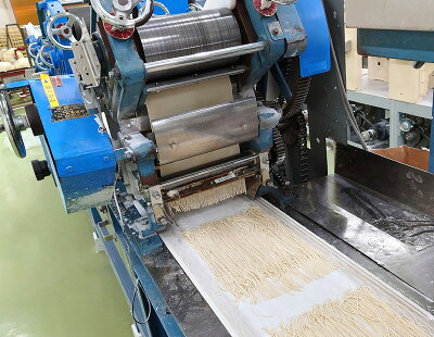 栃木のタウン誌厳選 もんみや通販 【送料無料】栃木の小麦 中華麺の詰め合わせ「ユメカオリ」10食、「タマイズミ」10食|詰め合わせ 詰合せ セット 食べ比べ らーめん ラーメン つけ麺 つけめん 生めん 生麺 醤油味 しょうゆ味 日本産 国産 栃木産 栃木県産【WS】 画像2