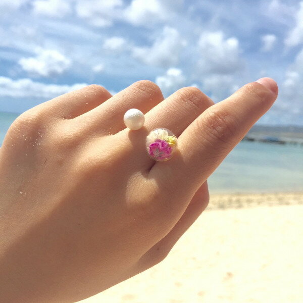 送料無料 大人気 安い 指輪　可愛い　リング　押し花ドーム　シュガーパール　ガラスドーム　レディース　ゴールド　ハンドメイド　夏にオススメ　プレゼントにもオススメ