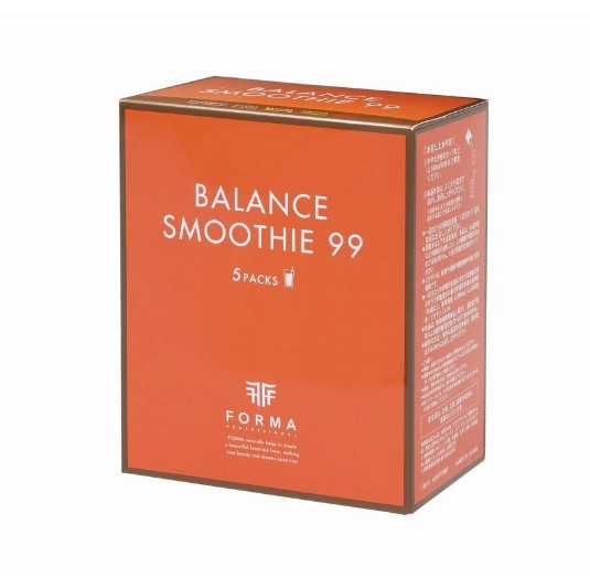 【商品名】 フォルマ バランススムージー 99 FORMA BALANCE SMOOTHIE 5包入り 【内容量】　 5包入り 【商品説明】 高タンパク&低カロリーに加え、話題の「ビオチン」や代謝アップを促進する「αリポ酸」を配合 【使用方法】 1日1〜2袋を目安にお召し上がりください。 1.やや大きめのカップに300〜350mLの水をご用意ください。 2.バランススムージーを加え、よくかき混ぜて溶かしお召し上がりください。 【全成分】 〈ストロベリー〉　難消化性デキストリン、乳たんぱく、マルトデキストリン、果糖、脱脂大豆、コンニャクイモ抽出物、コラーゲンペプチド、大豆ペプチド、イチゴ果汁、茶花エキス、植物発酵エキス(米ぬか、グアバ、大豆)、黒糖、α-リポ酸、有胞子性乳酸菌/トレハロース、香料、微粒二酸化ケイ素、クチナシ色素、ビタミンC、安定剤(グァーガム)、甘味料(アスパルテーム・L-フェニルアラニン化合物、アセスルファムカリウム)、ニコチン酸アミド、ビタミンE、パントテン酸カルシウム、ビタミンB1、ビタミンB6、ビタミンA、ビタミンB2、葉酸、ビオチン、ビタミンD、ビタミンB12、(一部に乳成分・大豆・ゼラチンを含む) 〈モカ〉　難消化性デキストリン、乳たんぱく、果糖、脱脂大豆、マルトデキストリン、ココアパウダー、コンニャクイモ抽出物、コラーゲンペプチド、コーヒー、大豆ペプチド、茶花エキス、植物発酵エキス(米ぬか、グアバ、大豆)、黒糖、α-リポ酸、有胞子性乳酸菌/トレハロース、香料、微粒二酸化ケイ素、甘味料(アスパルテーム・L-フェニルアラニン化合物、アセスルファムカリウム)、ビタミンC、安定剤(グァーガム)、ニコチン酸アミド、ビタミンE、パントテン酸カルシウム、ビタミンB1、ビタミンB6、ビタミンA、ビタミンB2、葉酸、ビオチン、ビタミンD、ビタミンB12、　(一部に乳成分・大豆・ゼラチンを含む) 〈バナナ〉　難消化性デキストリン、乳たんぱく、マルトデキストリン、果糖、脱脂大豆、コンニャクイモ抽出物、コラーゲンペプチド、バナナパウダー、大豆ペプチド、茶花エキス、植物発酵エキス(米ぬか、グアバ、大豆)、黒糖、α-リポ酸、酵素処理クリーム、有胞子性乳酸菌/トレハロース、香料、微粒二酸化ケイ素、甘味料(アスパルテーム・L-フェニルアラニン化合物、アセスルファムカリウム)、ビタミンC、安定剤(グァーガム)、ニコチン酸アミド、ビタミンE、パントテン酸カルシウム、ビタミンB1、ビタミンB6、ビタミンA、ビタミンB2、葉酸、ビオチン、ビタミンD、ビタミンB12、　(一部に乳成分・大豆・バナナ・ゼラチンを含む) 〈抹茶〉　難消化性デキストリン、乳たんぱく、マルトデキストリン、果糖、脱脂大豆、コンニャクイモ抽出物、抹茶、コラーゲンペプチド、大豆ペプチド、茶花エキス、植物発酵エキス(米ぬか、グアバ、大豆)、黒糖、α-リポ酸、有胞子性乳酸菌/トレハロース、香料、微粒二酸化ケイ素、ビタミンC、安定剤(グァーガム)、甘味料(アスパルテーム・L-フェニルアラニン化合物、アセスルファムカリウム)、ニコチン酸アミド、ビタミンE、パントテン酸カルシウム、ビタミンB1、ビタミンB6、ビタミンA、ビタミンB2、葉酸、ビオチン、ビタミンD、ビタミンB12、(一部に乳成分・大豆・ゼラチンを含む) 〈アップル〉難消化性デキストリン、乳たんぱく、マルトデキストリン、果糖、脱脂大豆、コンニャクイモ抽出物、コラーゲンペプチド、りんご果汁パウダー、大豆ペプチド、茶花エキス、植物発酵エキス(米ぬか、グアバ、大豆)、黒糖、α-リポ酸、有胞子性乳酸菌/トレハロース、香料、微粒二酸化ケイ素、DL-リンゴ酸、甘味料(アスパルテーム・L-フェニルアラニン化合物、アセスルファムカリウム)、ビタミンC、安定剤(グァーガム)、ニコチン酸アミド、ビタミンE、パントテン酸カルシウム、ビタミンB1、ビタミンB6、ビタミンA、ビタミンB2、葉酸、ビオチン、ビタミンD、ビタミンB12、(一部に乳成分・大豆・りんご・ゼラチンを含む) *当店の商品はすべて正規品ですので、ご安心してお買い求めください。 *予告なくパッケージ等がリニューアルする場合がございます。ご不安な場合は必ずお問い合わせください。 ・メーカー名：FORMA ・製造国：日本製 ・商品区分：健康補助食品 ・広告文責：健康．com　連絡先06-6585-9073