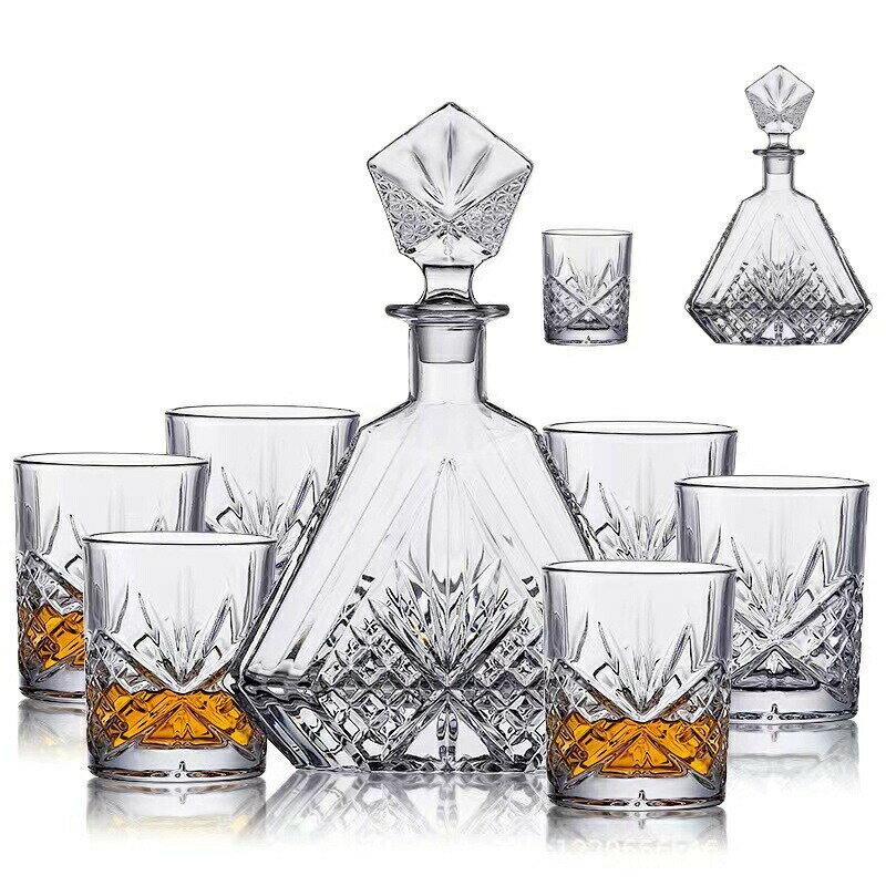 ウイスキーデカンタ 彫刻入り ウイスキーデキャンター 蓋付き グラス デキャンタ ワインボトル アルコール用デキャンター 酒用デキャンター テキーラデキャンター...
