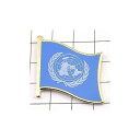 【お買い物マラソン 当店全品ポイント5倍】 ピンバッジ 国連 UN 国際連合 旗 キャッチ 付き ピンズ ブルー 水色の旗