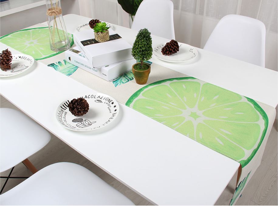 テーブルランナー 大きなグリーンレモンの輪切り デザイン 【送料無料】