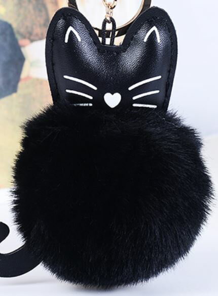 キーホルダー 黒猫の顔&しっぽ付き 大きなボンボン ふわふわ (ブラック)