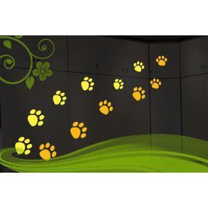 【50％（半額）オフクーポン配布中】ウォールステッカー 暗い所で光る 動物の足跡 肉球 (イエロー)のサムネイル