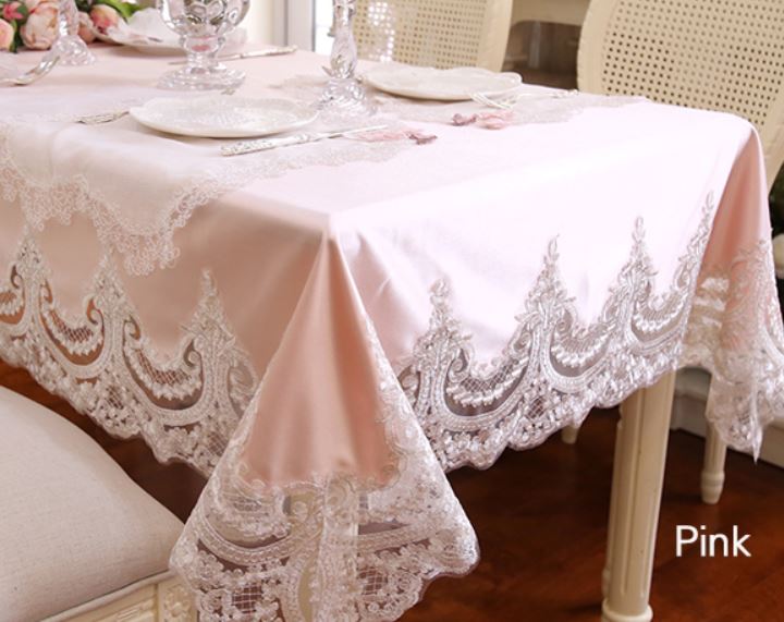 テーブルクロス プリンセス風 透かし模様 レース付き サテン生地 ピンク (正方形B 150×150cm)