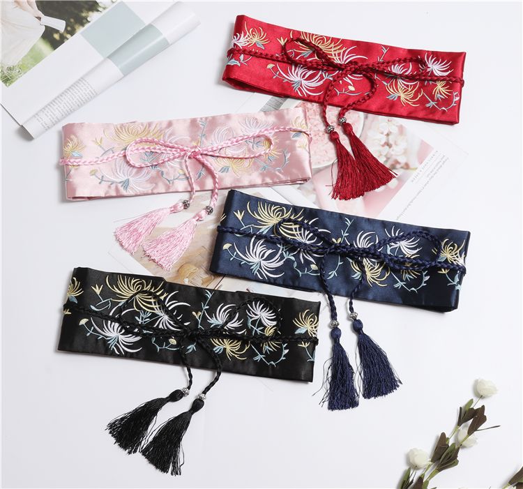 サッシュベルト 菊の花 刺繍 着物風 和柄 帯締め風の飾り紐 タッセルつき (レッド) 【送料無料】