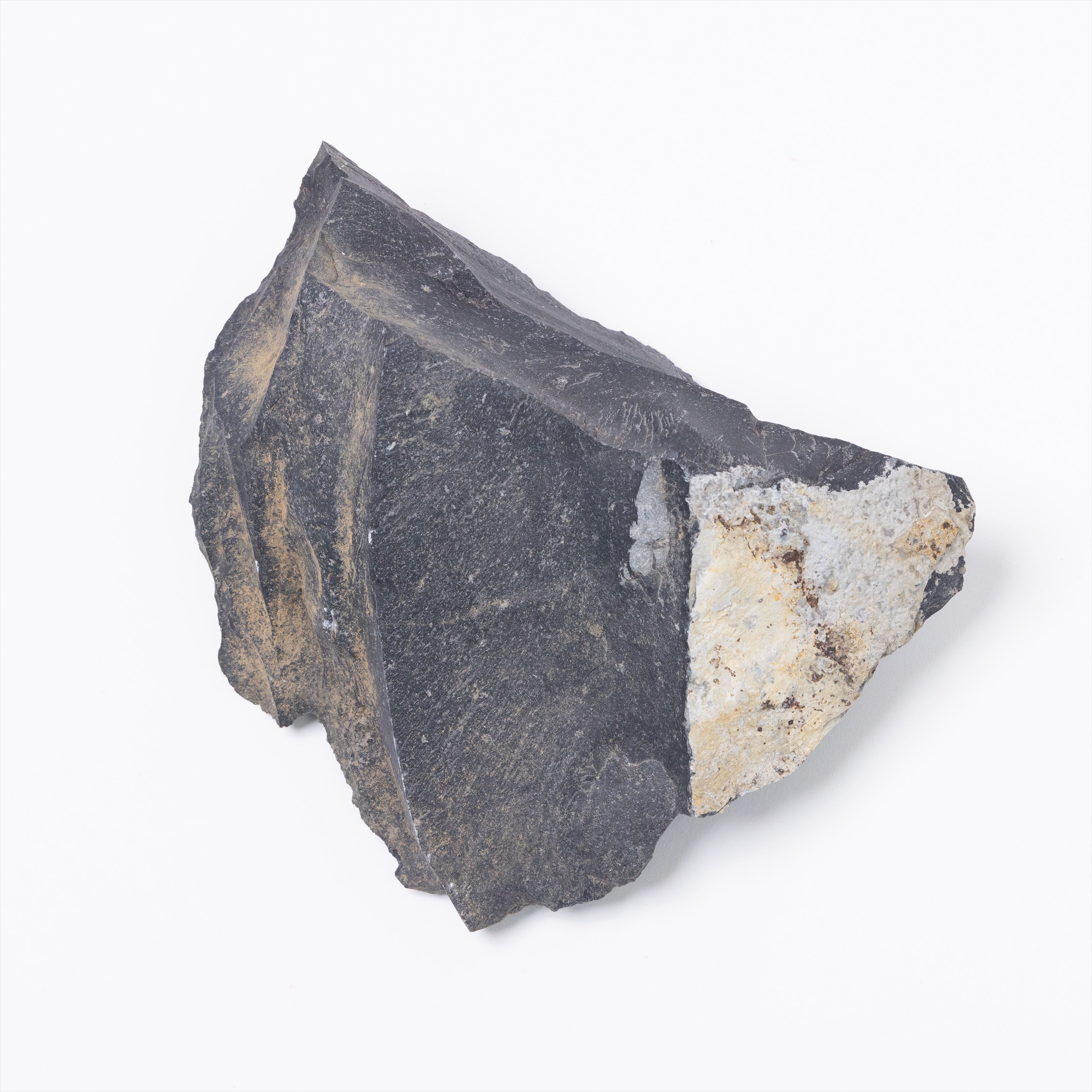 サヌカイト　讃岐石 カンカン石 約2kg　特大　石器材料 標本