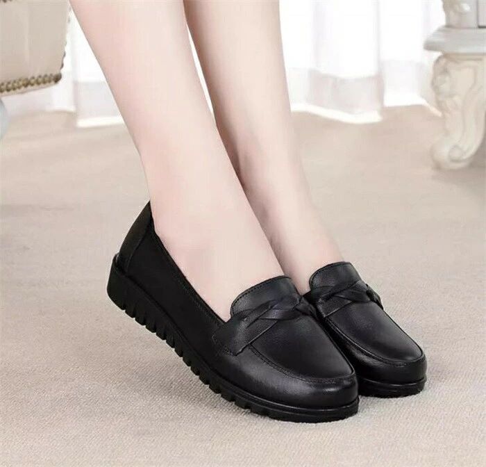 送料無料 シニアファッション パンプス レディース 痛くない ローヒール ぺたんこ 走れる パンプス 柔らかい 長時間 歩きやすい フラットシューズ おしゃれ お母さん おばあちゃん 祖母 ギフト おすすめ monolith-1-10055442 モノリスプラス パッケージ画像