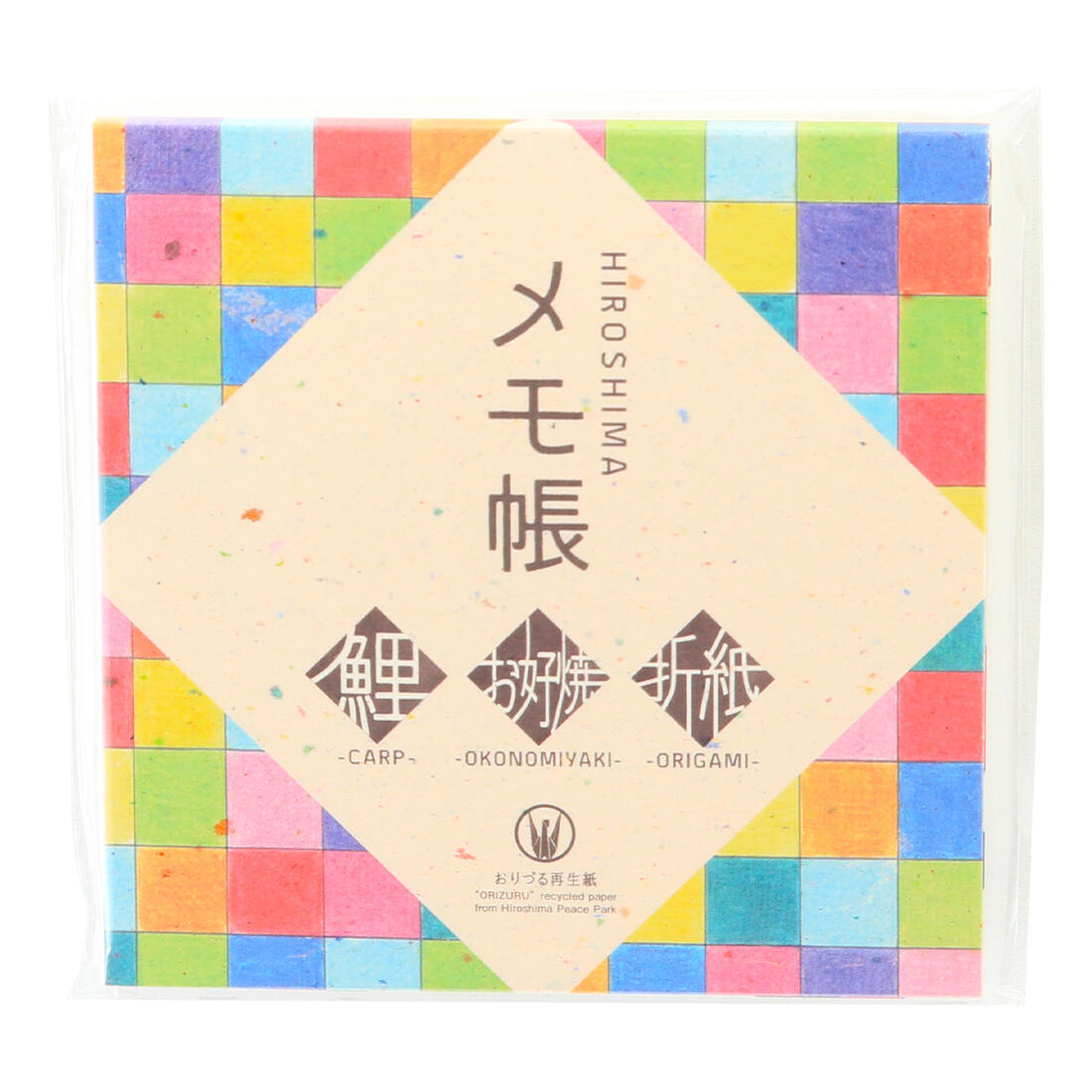 【商品特徴】世界中から、願いを込めて平和記念公園に届けられる折り鶴を使用して作られた再生紙で、「平和おりひめ」と名付けられています。 広島を象徴するモチーフを総柄で描き、メモ帳の中身は全部で4種類です。 鯉、折紙、お好焼、おりづる再生紙となっております。 どれも、おりづる再生紙を使用しているため、沢山のおりづるのピースが独特な模様を作り、1つとして全く同じ物が無い、特別感のあるメモ帳です。 たくさんの広島の魅力を、手にした方から世界中へ繋いでいただけますよう、新たな願いをこめて。 「ORIZURU」recycled paper from Hiroshima Peace Park. 商品説明県名 原材料 おりづる再生紙 サイズ 105×6×103(mm) 原産国 日本 内容量 1冊(4種×15枚 鯉、お好焼き、折紙、無地) メーカー名 株式会社松田製袋広島県広島市中区舟入幸町21番2号