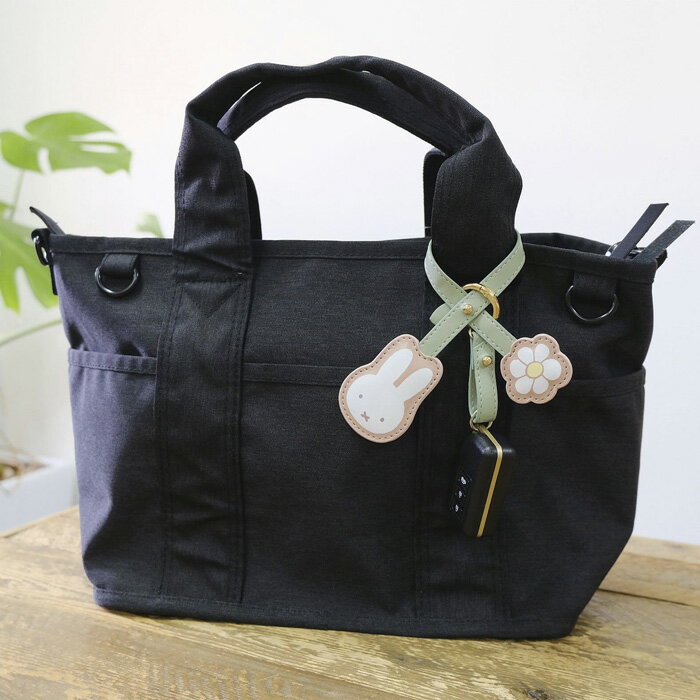 Rakuten - 鍵 キーホルダー キャラクター miffy ミッフィー フラワー 花 キーリング スマートキーホルダー 紛失防止 カー用品 バッグチャーム かわいい 雑貨 バッグ キーループ 取り付け 合成皮革