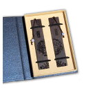 手作りの木製ブックマークギフトボックスセット 青と白の磁器ペンダント付きブックマークは 教師 学生 男性 女性へのユニークなギフトです。