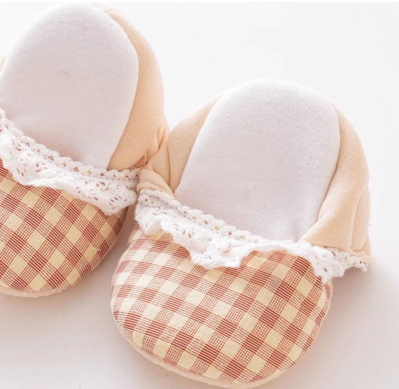 【最安値挑戦！楽天スーパーSALE限定】 ベビーシューズ 赤ちゃん 靴 ファーストシューズ 滑り止めソール 女の子 かわいい ルームシューズ 滑り止め 出産お祝い プレゼント 室内履き 可愛い ドレスシューズ ベビー祝い 歩行練習 履き心地いい ギフト 3