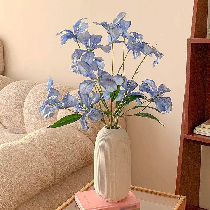 乐天商城 - 3本セット 1本5輪 造花 花束 フラワー 枯れない花 花卉 可愛い おしゃれ 女性 彼女 インテリア 人気プレゼント 装飾 贈り物 誕生祝 記念日 写真撮影 雰囲気 お礼 結婚式 卒業式 飾り バレンタイン 室内 リビング 装飾花 2色