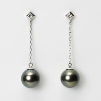 Museピアス(K18WG)