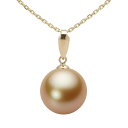 ギフト対応について真珠とK18YG（イエローゴールド）だけのシンプルなペンダント。真珠の美しさを強調するデザインで、K18YG（イエローゴールド）のペンダントトップの下で真珠が輝きます。真珠のサイズは12mm。このサイズは白蝶真珠の少し大きめなサイズです。色はナチュラルゴールド。白蝶真珠のナチュラルゴールド系色は、見る人に華やかな印象を与え、着けている人を引き立ててくれます。キズは最高等級・★★★★★のほぼ無キズの希少品で、テリ等級は★★★のテリのある真珠です。キズ等級は、全生産量に対し、わずか0.1％の割合でグレーディングしています。形状はどのアイテムでも使用可能なラウンド。Moon Labelの厳しい品質基準に基づき、ラウンドは純粋な真円真珠のみを厳選しています。 Moon Label の白蝶真珠は、オーストラリア産、インドネシア産に限定してご提供しています。※この商品にはチェーンは付属していません。ペンダントトップのみの商品です。大月真珠は、パールネックレスのトップメーカーです。Moon Label は、大月真珠のインターネット・ブランドです。※真珠の色には個体差があります。真珠は、太陽光でご覧いただくのと、電灯の下でご覧いただくのでは見え方が変化します。電灯の色や光量などでも変わります。また、お客様のパソコンモニターのメーカーや設定などによっても、色の見え方には差が出ます。&nbsp;商品詳細品名12mm白蝶真珠パールペンダントトップ（ライトゴールド）型番NW00012R13NG0KB5LY-Tサイズ白蝶真珠（ゴールド系）・10mm色ナチュラルゴールド形ラウンドキズ等級★★★★★（5段階評価）テリ等級★★★（5段階評価）素材・詳細K18YG（イエローゴールド）真珠の産地インドネシア付属品保証書この商品にはチェーンの付属したタイプもあります。チェーン付き商品はこちらから。&nbsp;&nbsp;&nbsp;日本でも、世界でも、アコヤ真珠の高級品の30%以上は当社製です。Moon Label は、パールネックレスのトップメーカーである大月真珠のインターネット・ブランドです。大月真珠は、アコヤ真珠の1級品（1級が最高級）の取扱量で30%以上のトップシェア（共販実績）を誇る会社です。言い換えれば、日本でも、世界でも、アコヤ真珠の高級品では、流通している商品の30%以上は当社製です。そのため、他社（他店）でご購入されていても、30%以上の確率で当社製の真珠をご購入されている可能性が高いと言えます。黒蝶真珠、白蝶真珠（ホワイト系、ゴールド系）においてもトップクラスの取扱量を誇っています。真珠の一貫メーカーが運営するオンラインショップです。大月真珠は、卸しの会社として名を知られた会社ですが、真珠の養殖から加工、販売までをおこなう一貫メーカーです。パールネックレスのメーカーとしては、国内で最も多くのネックレスを製作しています。真珠ルースについても国内最大量の供給元です。日本で一貫メーカーと呼べる会社は数社しか存在しません。トップメーカーが運営するショップなので、はじめての方でも安心してご購入いただけます。&nbsp;他社（他店）製の真珠と品質を比較してください。Moon Label で取り扱っている真珠はすべて自社で加工・製作した商品（金具、チェーンを除く）です。 そのため、商品には自信と責任を持ってお届けしています。ご購入後、他社（他店）の真珠と比較していただければ、その違いがお分かりになるはずです。パールジュエリーの種類は国内最大です。パールジュエリーの種類は、アコヤ真珠をはじめ、黒蝶真珠、白蝶真珠など、常時20,000種類以上を取り揃え、パールジュエリーの種類は国内最大です。現在、真珠を取り扱っているオンラインショップで、これだけの種類を揃えているところは存在しません。また、小売店舗の場合でも、現実的には店舗にストックできる在庫点数が限られるため、これだけの商品点数を揃えることは不可能です。Moon Label はインターネットでしか実現できなかったショップなのです。&nbsp;世界が認めた品質基準の商品をお届けします。大月真珠は、1975年以来、日本の真珠輸出額でトップ（日本真珠輸出加工組合統計）の座を守り続けています。世界の宝飾ブランドをはじめとするジュエラーが大月真珠の品質を認め、商品として採用をいただいています。この実績が、ワールド・スタンダードの証です。全生産量をベースとした明確なグレーディングを実施しています。Moon Label でご提供している商品も、このハイレベルの品質基準に基づいて製作されています。Moon Label のグレーディング（品質基準）は、在庫における相対比較ではなく、全生産量をベースとした明確なグレーディングです。また、すべての商品に、基本保証として1年間の無償修理保証が付いていますので、安心してお買い求めいただけます。Moon Label で取り扱っている真珠は、品質管理の観点から、貝種（真珠の種類）ごとに産地を限定しています。アコヤ真珠はすべて日本産、黒蝶真珠はフレンチポリネシア（タヒチ）産、白蝶真珠はオーストラリアとインドネシア産に限定してご提供しています。&nbsp;&nbsp;真珠の価値を決める要素としては、大きさ（サイズ）のほか、色、形、キズ、テリ（光沢）、巻きの6つの要素があります。Moon Label ではすべての真珠で大月真珠のグレーディングシステムに基づき、厳格な品質管理基準をクリアした商品のみを取り扱っています。 Moon Label の品質基準は、在庫のおける相対的な品質評価ではなく、白蝶真珠の全生産量からの出現率をベースとした、絶対的な品質評価を品質基準としています。&nbsp;&nbsp;&nbsp;&nbsp;&nbsp;&nbsp;&nbsp;&nbsp;