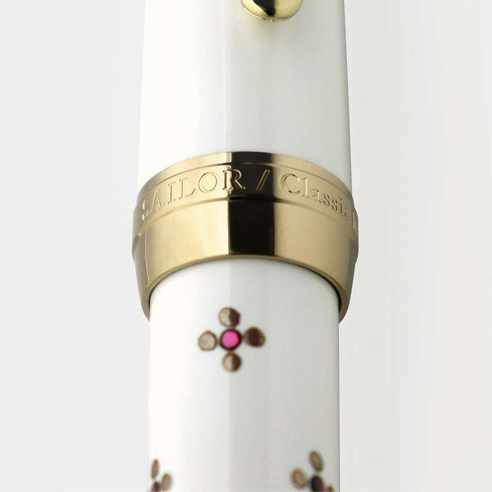 Foto de Classic Ko Maki-e Bunbo Fountain Pen Floret dot SV (Furoretto Dotto SV)